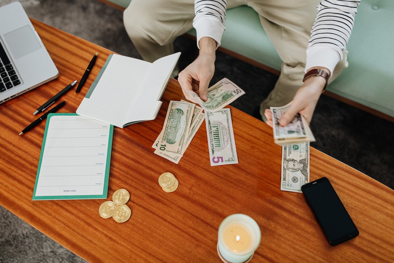 6 jednoduchých tipů, jak začít šetřit peníze systematicky a jak našetřené peníze investovat obrázek 7